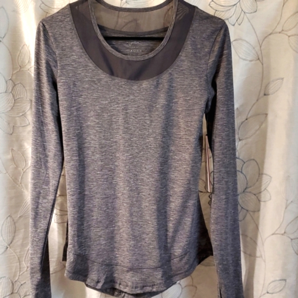 NWT Gottex scoop neck long sleeve-Sz Small🤩 Heather gray, form fitting ♥️